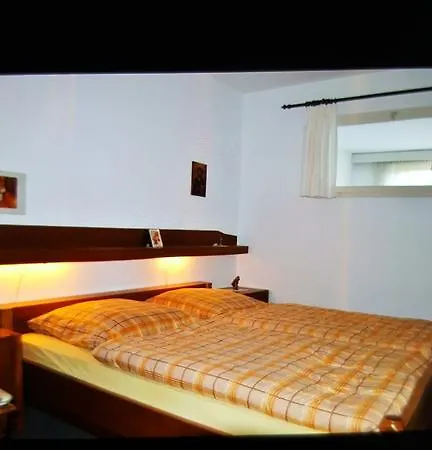 Ferienwohnung Knibis *